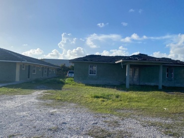 FOURPLEX ON PINTA AVENUE SOUTH BAHAMIA
